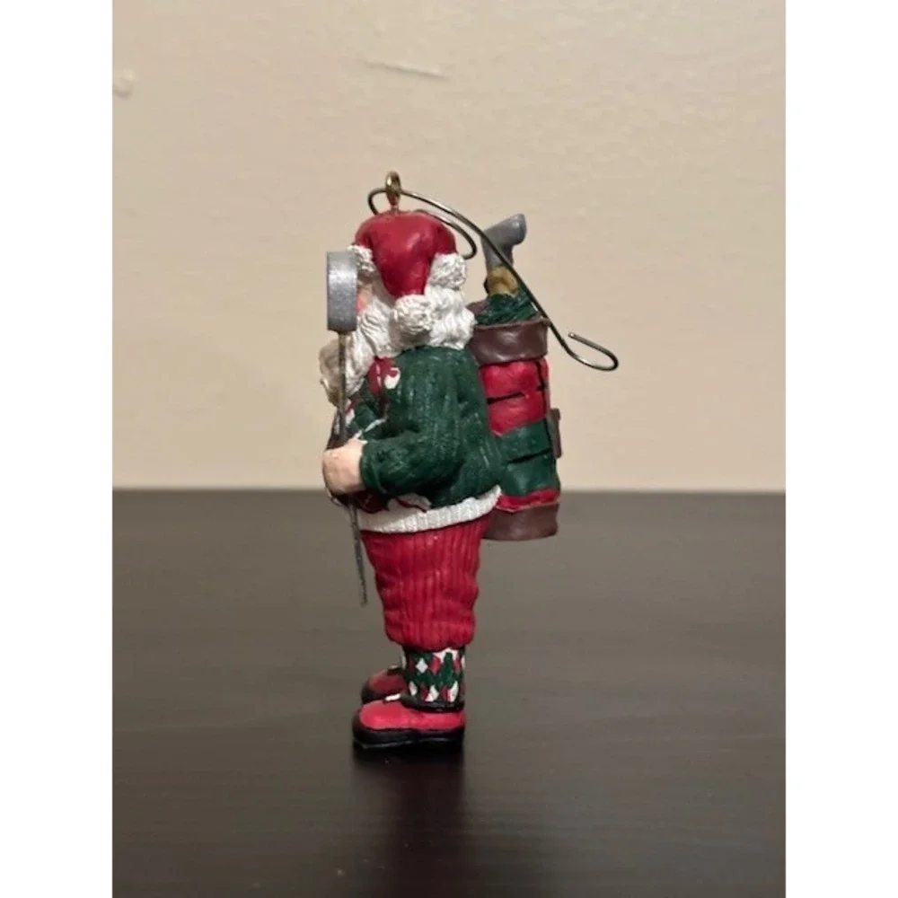 Santa Claus Golfer Christmas Ornament Figurine Holiday Decor
